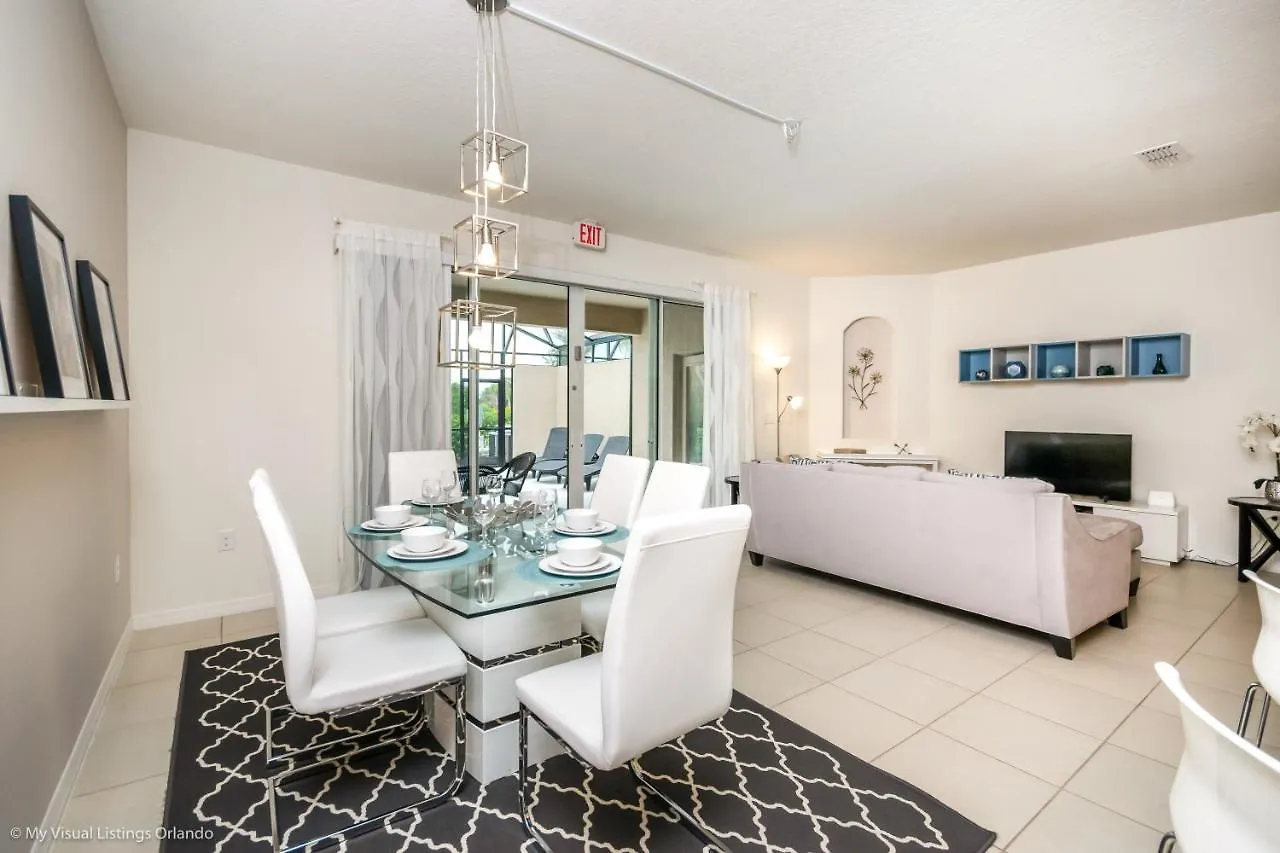 Villa 4722 Terrasonesta Drive Davenport